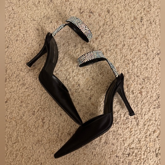 Elegant Sergio Rossi Swarovski Crystal Strap Pointed Pumps EU 37 - Picture 4 of 9